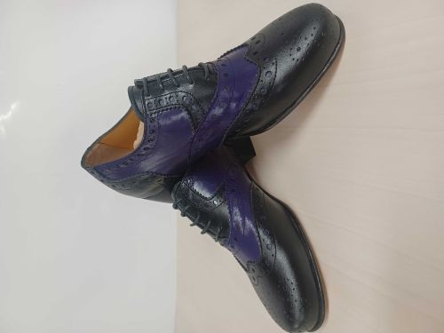 Lace up organ shoe brogue style